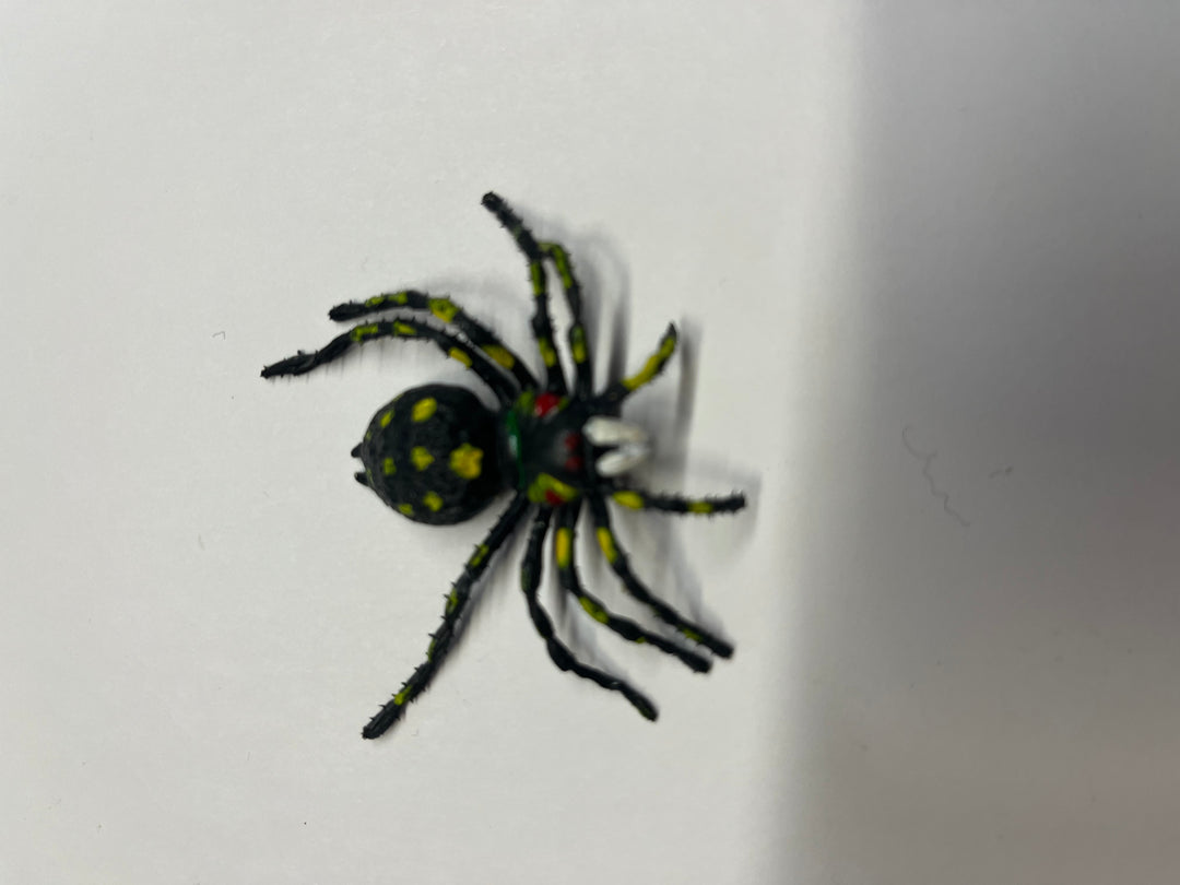 Yellow dot spiders