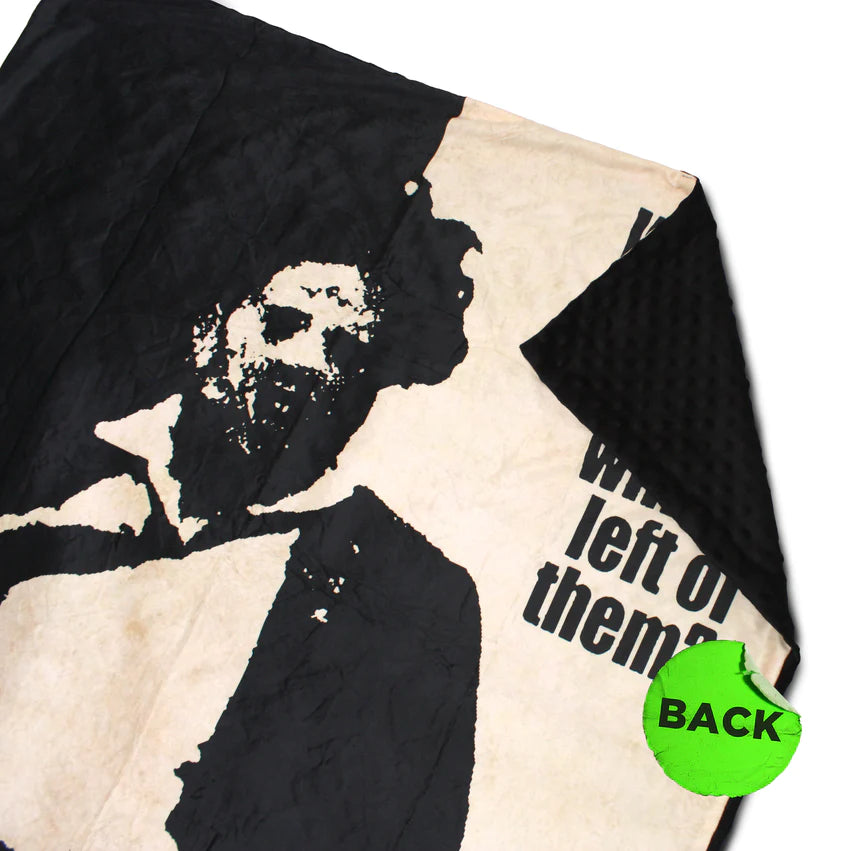 Texas Chainsaw Massacre™ Who Will Survive Throw Blanket