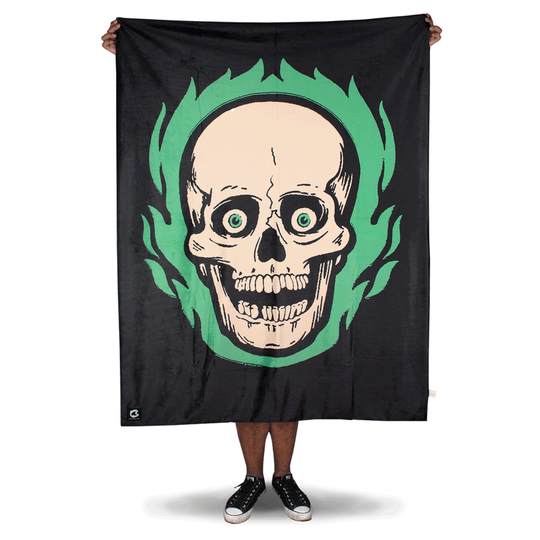 Beistle Flaming Skull Throw Blanket
