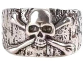 Skull and Crossbones Ring