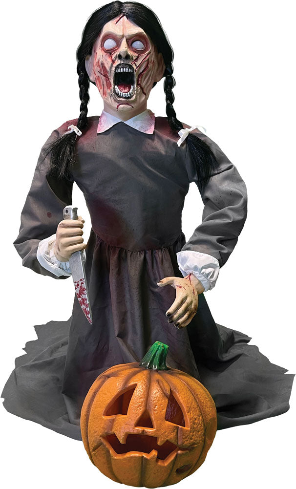 Lunging Pumpkin Carver Animated Prop