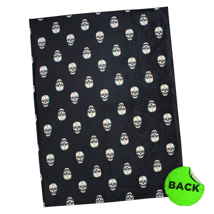 Beistle Flaming Skull Throw Blanket